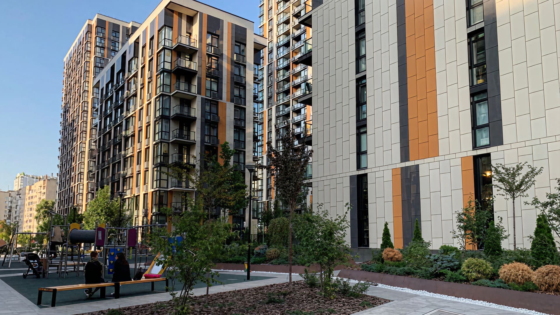 French Quarter residential complex exterior